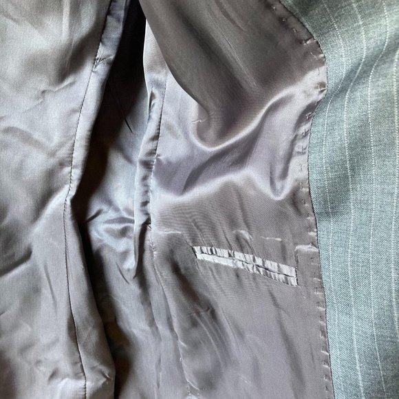 Brooks Brothers wool blazer - dove gray with white pinstripes - Picture 5 of 6